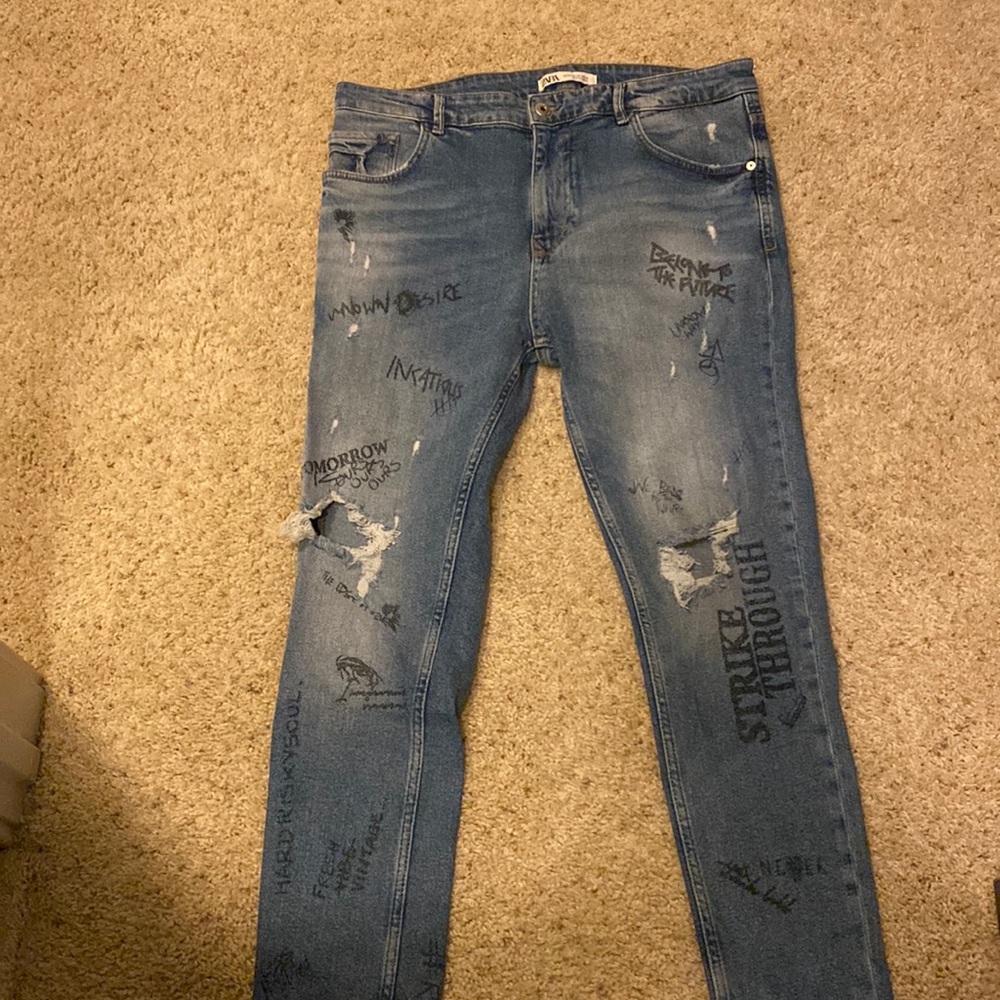 Zara Men Slim Fit Blue Jeans Distressed Graffiti Size 36